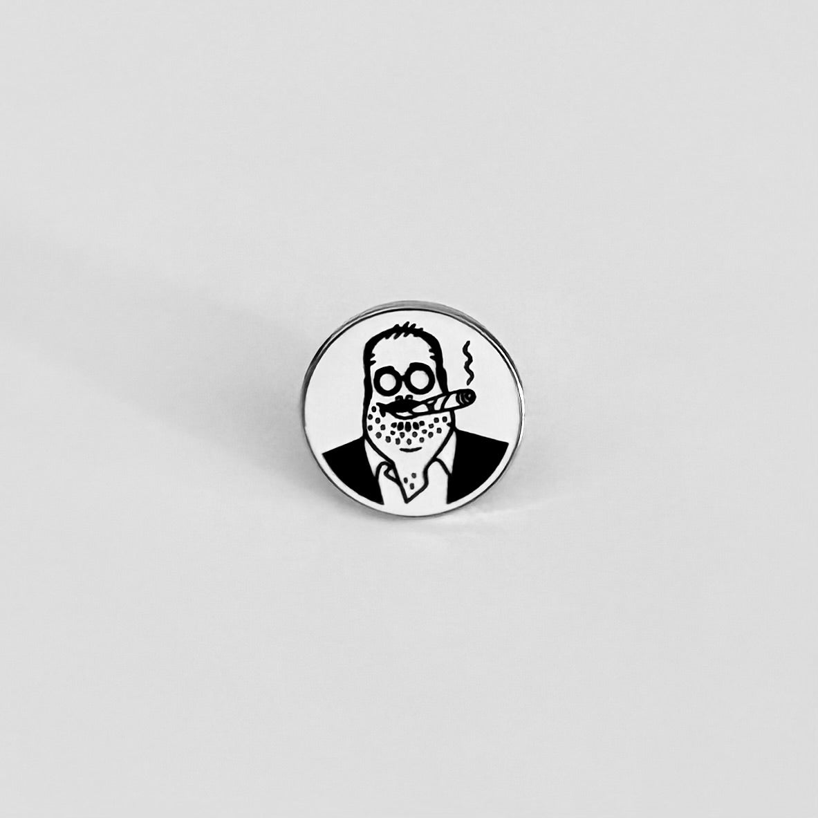 THE SIG CIGAR CLOISONNÉ LAPEL PIN